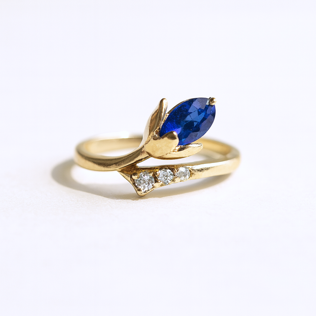 Anillo “Azul en Flor”